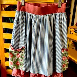 Matilda Jane S NWOT “Floating by” skirt pockets